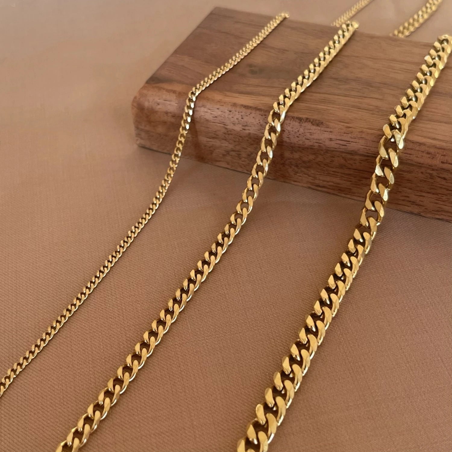 Curb Chain Necklace – Stainless Steel or 18k Gold Plated, Hypoallergenic, Custom Fit - Ra The Boutique - 